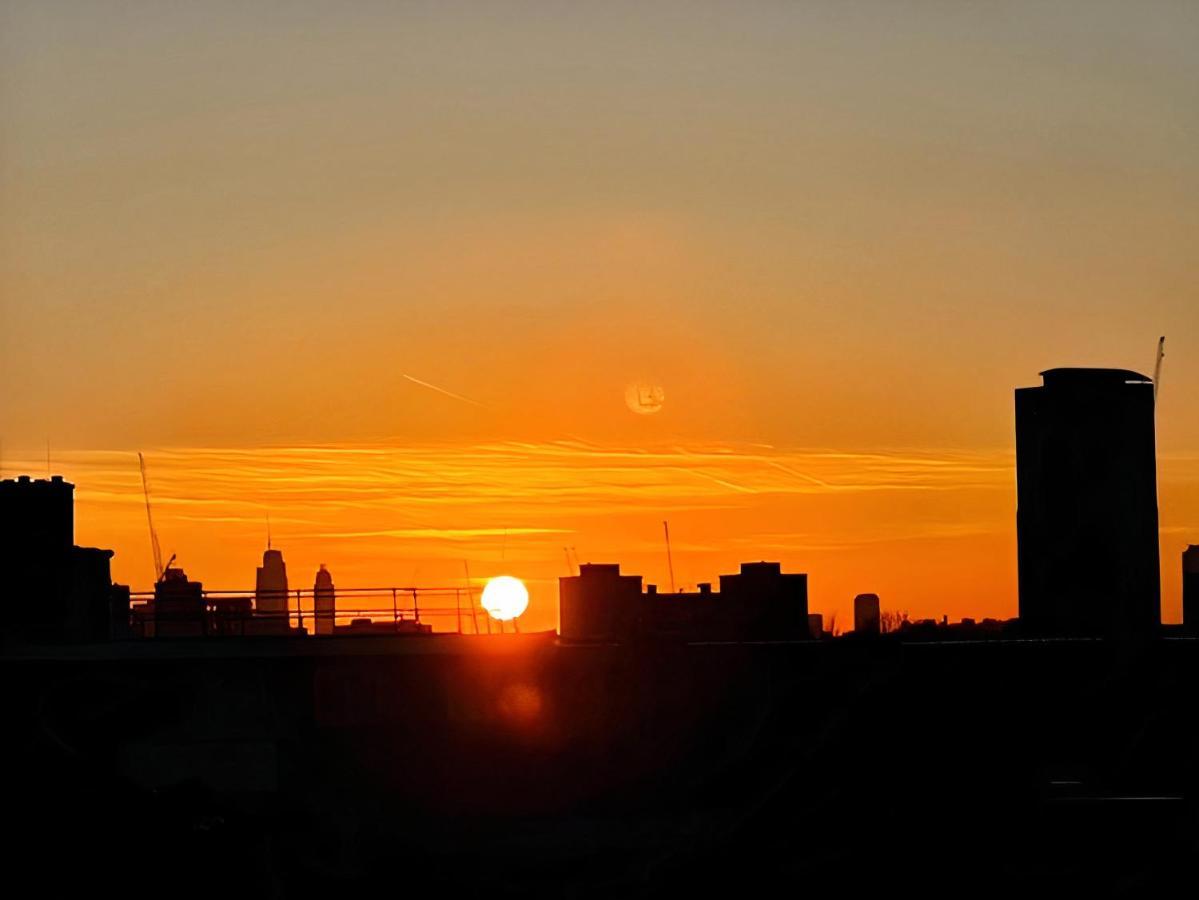 Bright Spacious En-Suite Room W/ London Views - 8Min From London Bridge! 外观 照片